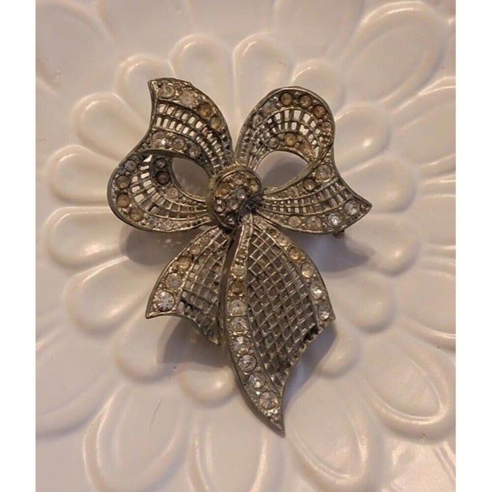 Vintage Bow Brooch
